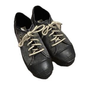 1990s NIB Deadstock Unionbay Punt Charcoal Canvas Shoes / Unisex Youth 2 *